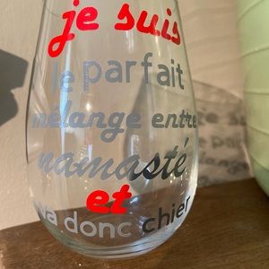 Je suis le parfait mélange entre namasté et va donc chier